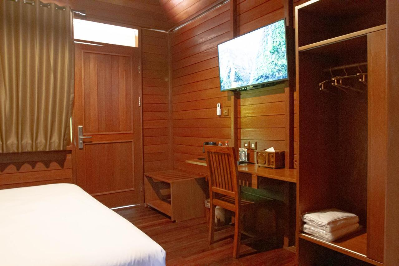 Point Of View Hotel & Resort Majalengka Luaran gambar